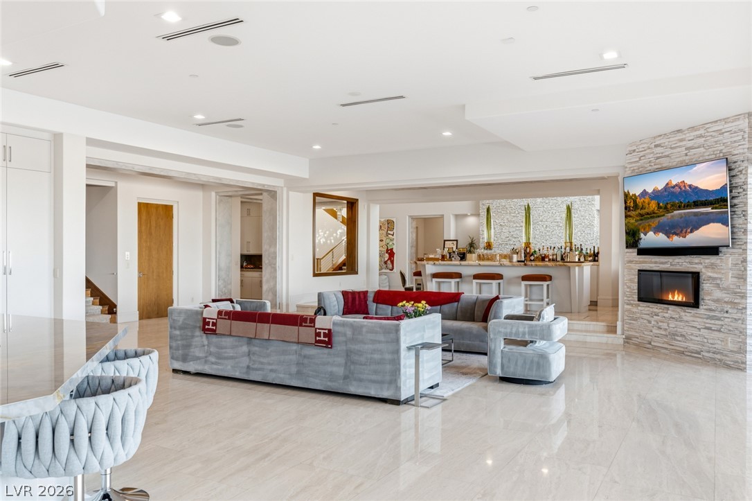 5128 SCENIC RIDGE Drive