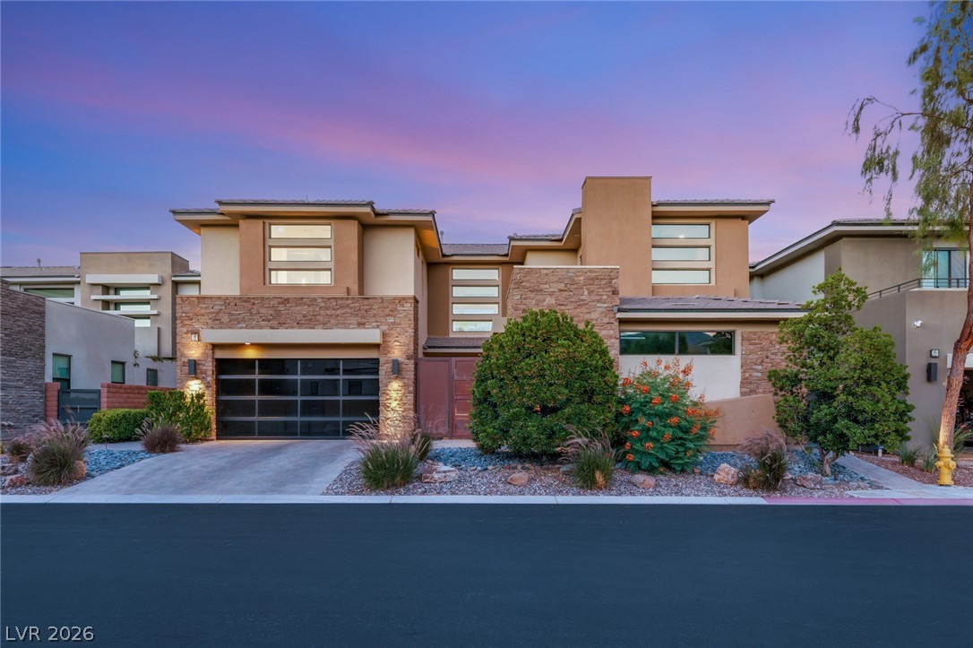 64 Grey Feather Drive