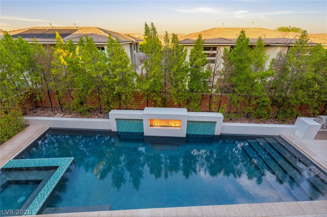 64 Grey Feather Drive