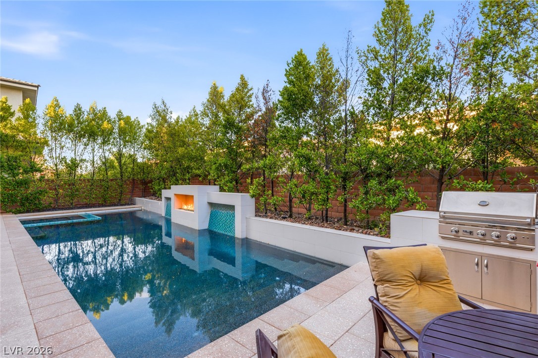 64 Grey Feather Drive