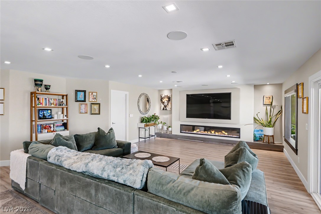 8986 Sidebrook Court
