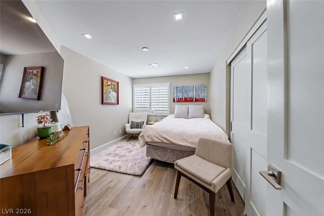 8986 Sidebrook Court