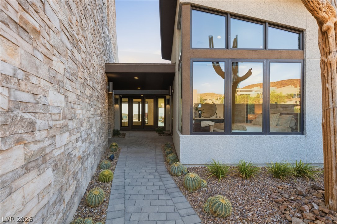 2208 Overlook Canyon Lane