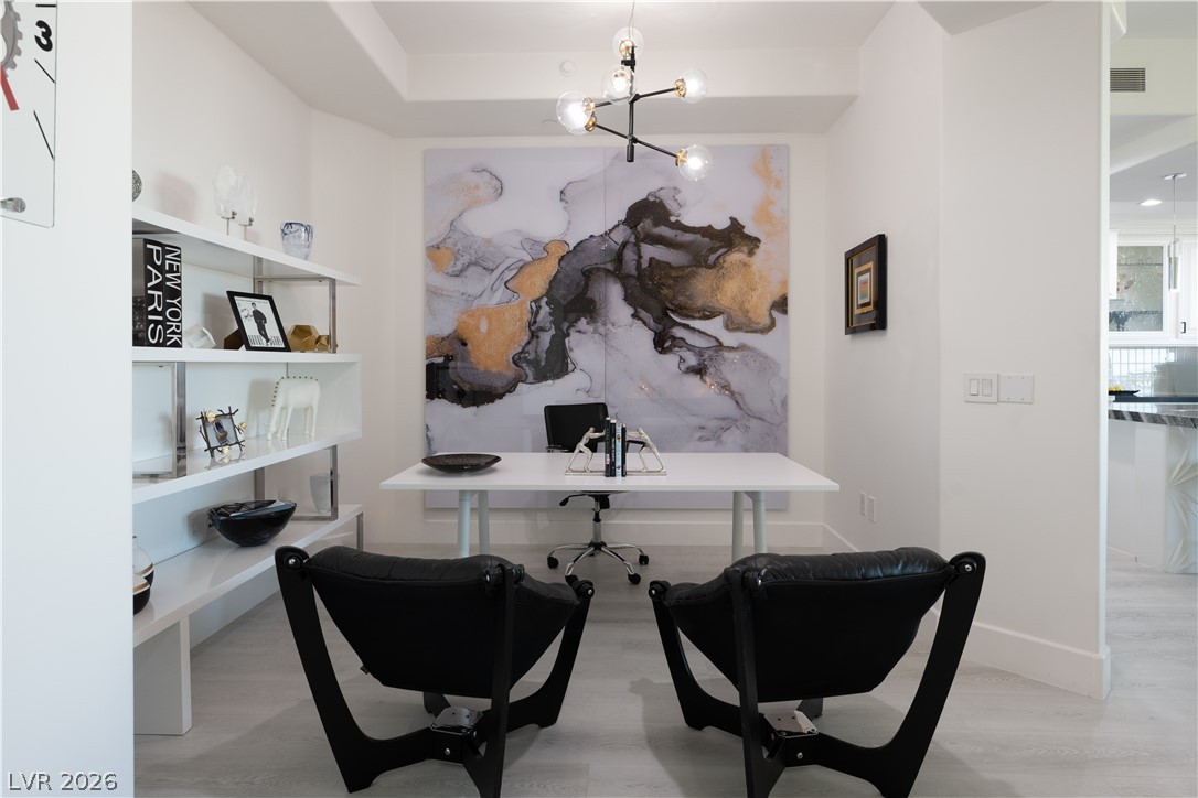 9103 Alta Drive 907