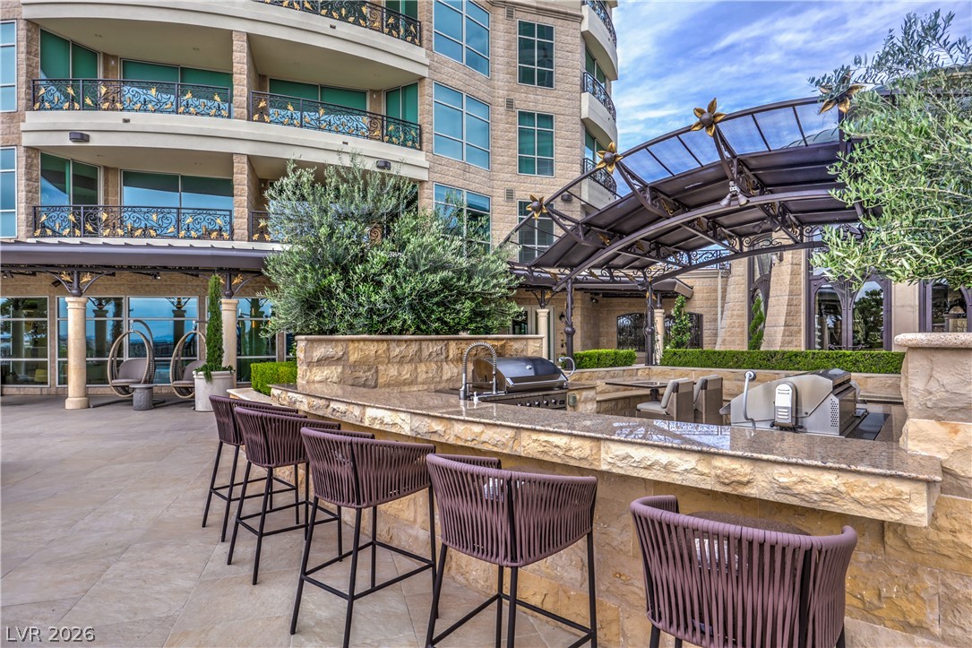 9103 Alta Drive 907