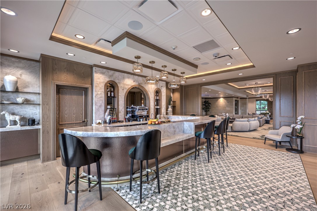 9103 Alta Drive 907