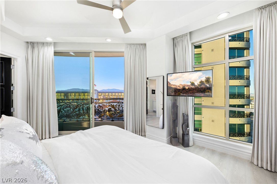 9103 Alta Drive 907