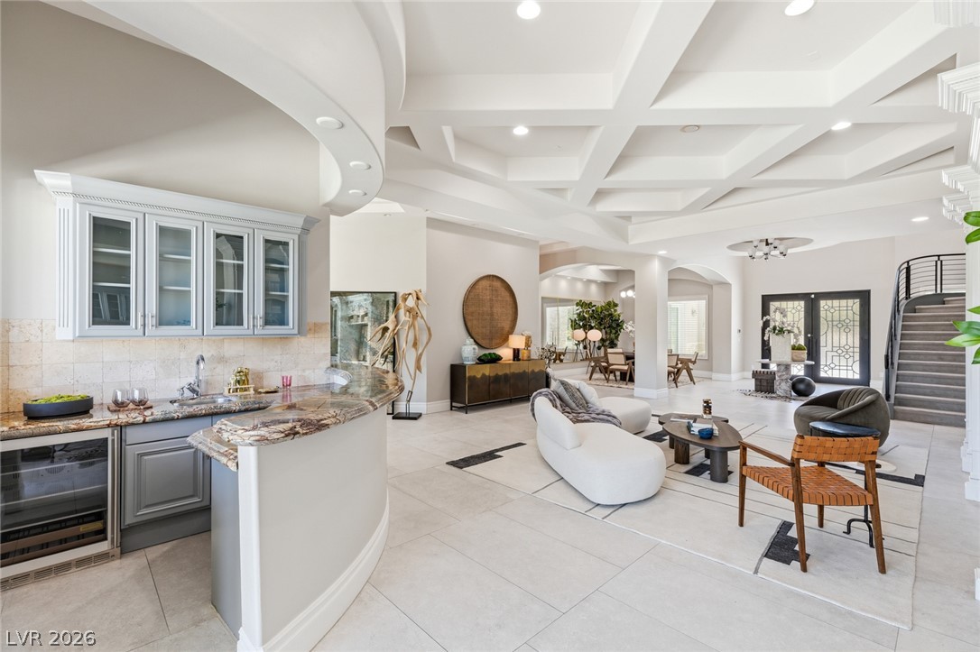 9328 Tournament Canyon Drive