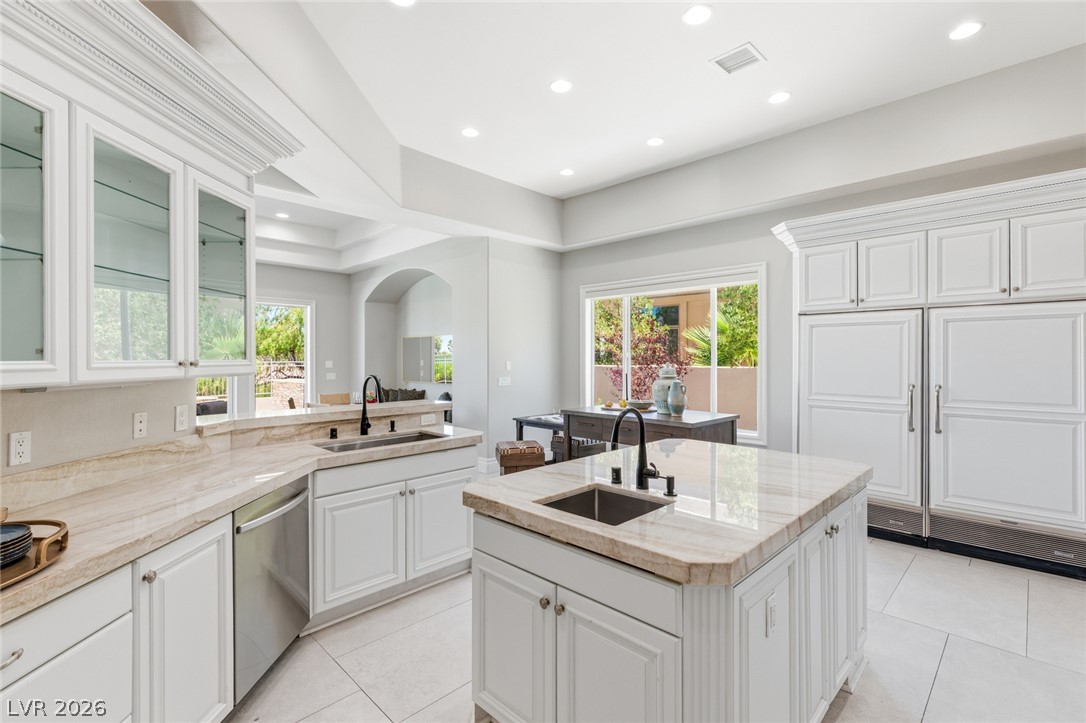 9328 Tournament Canyon Drive
