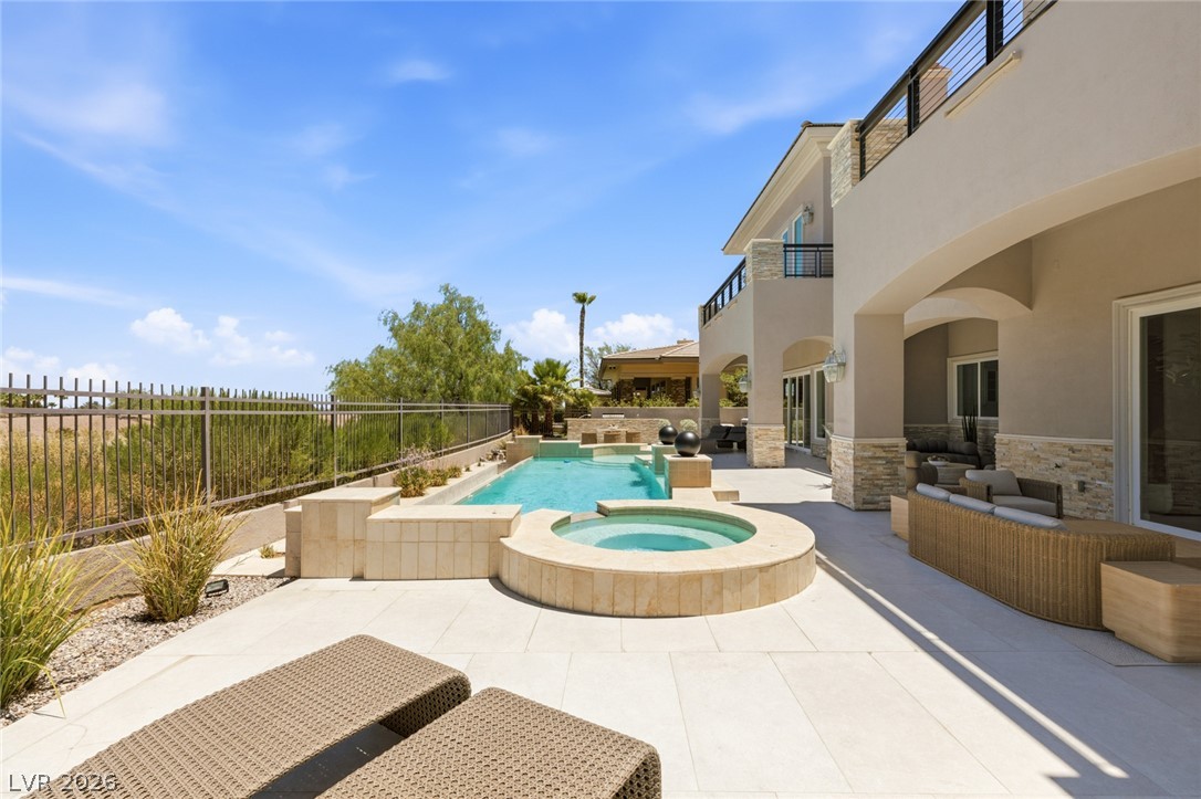 9328 Tournament Canyon Drive