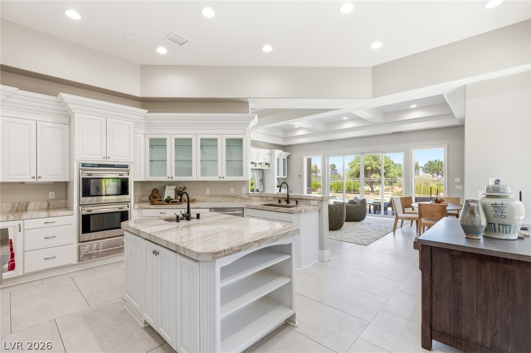 9328 Tournament Canyon Drive