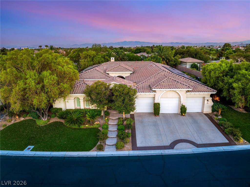 10925 Iris Canyon Lane
