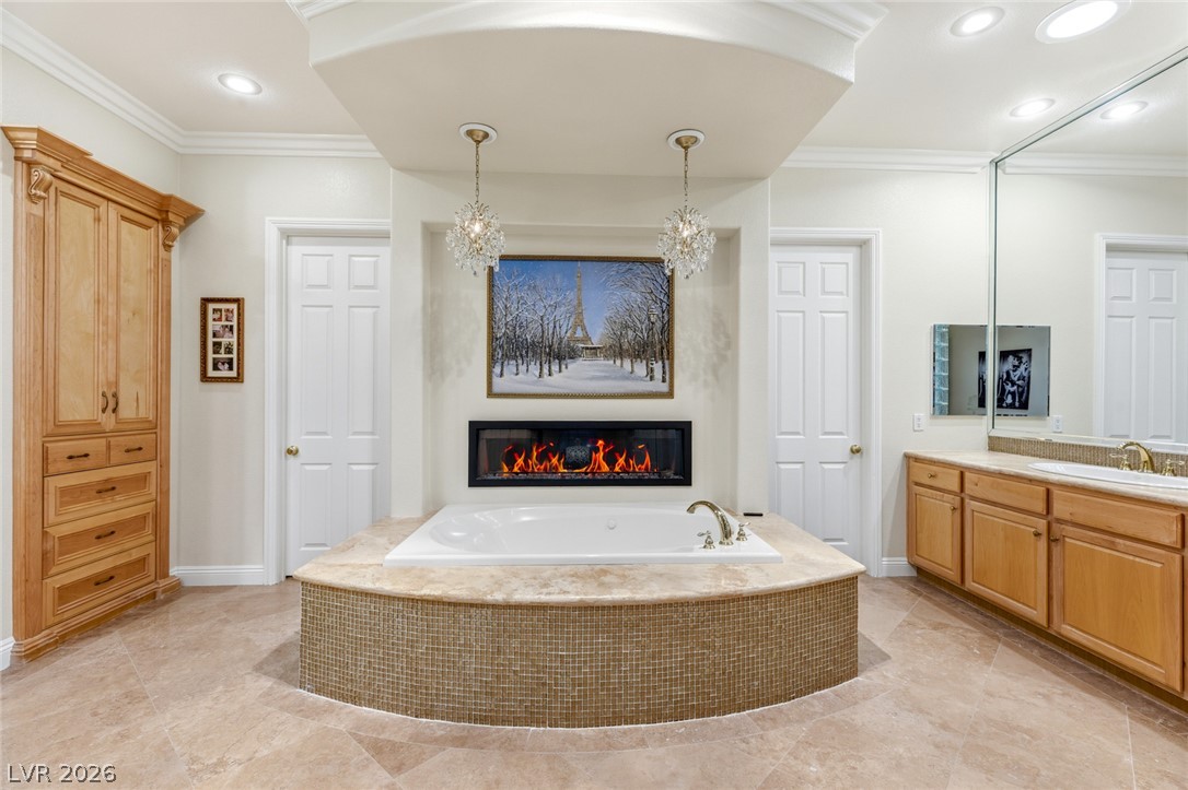 10925 Iris Canyon Lane