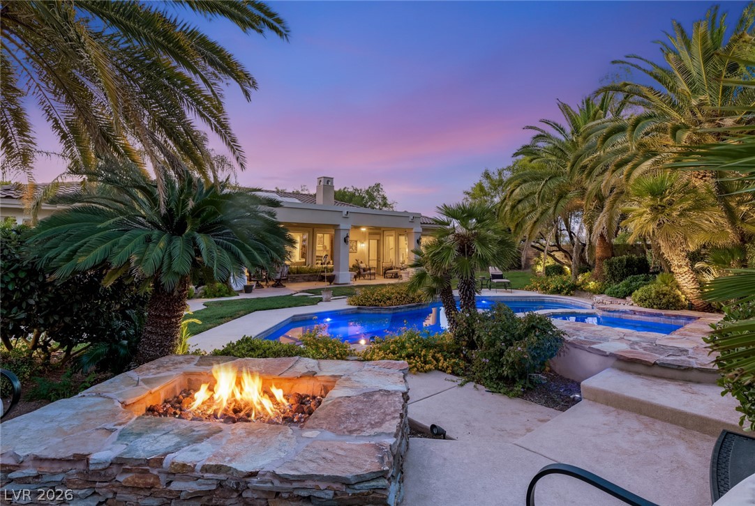 10925 Iris Canyon Lane