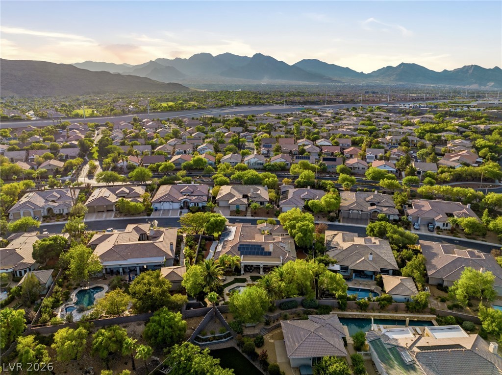 10925 Iris Canyon Lane