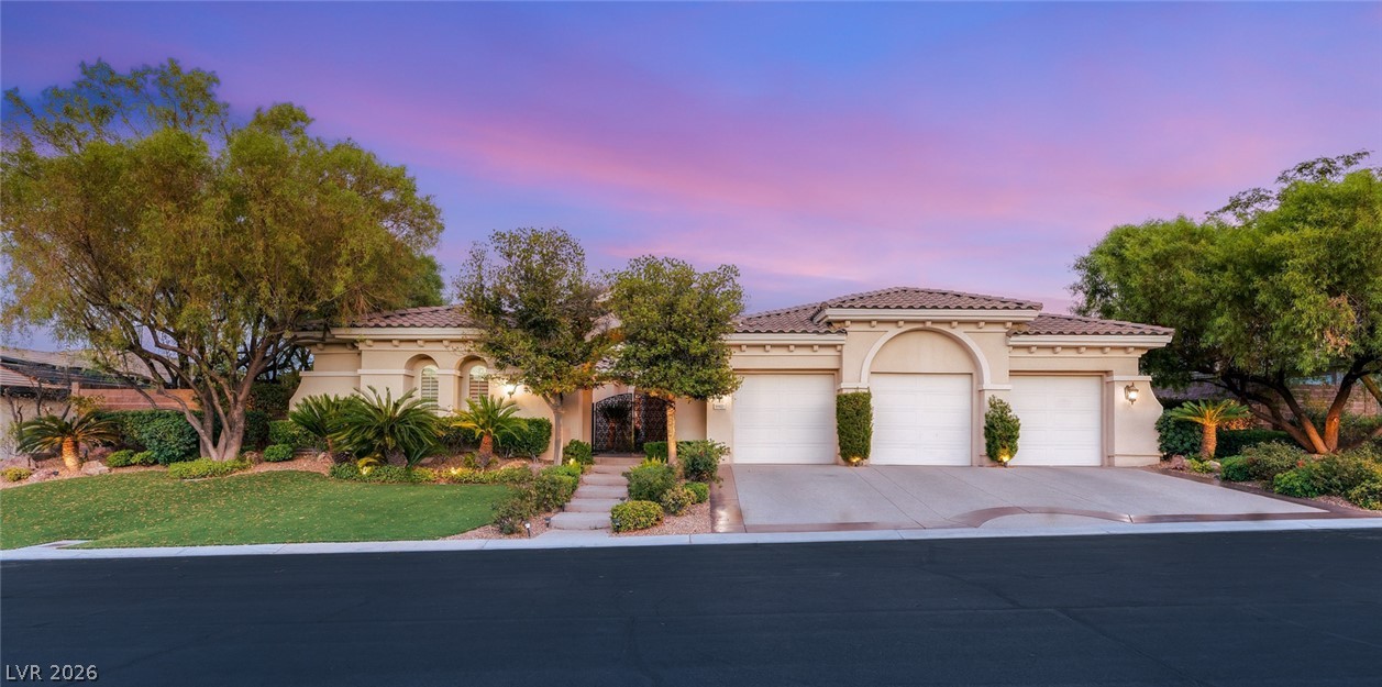 10925 Iris Canyon Lane