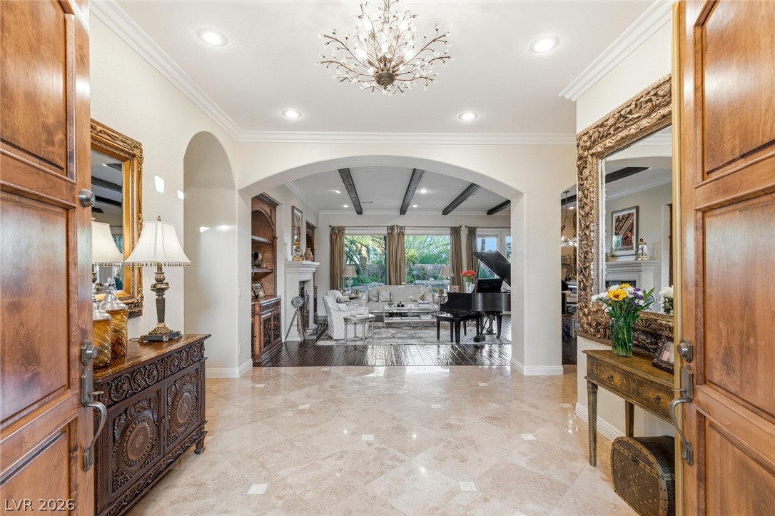 10925 Iris Canyon Lane