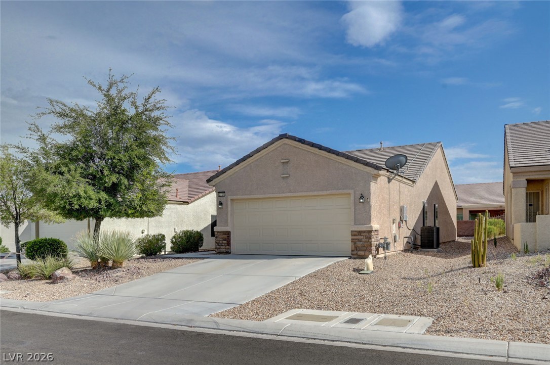 2721 Cheer Pheasant Avenue