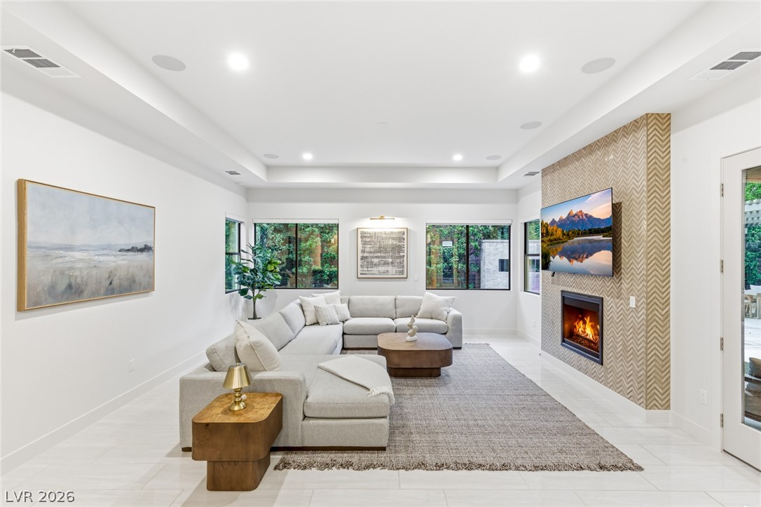 75 Pristine Glen Street