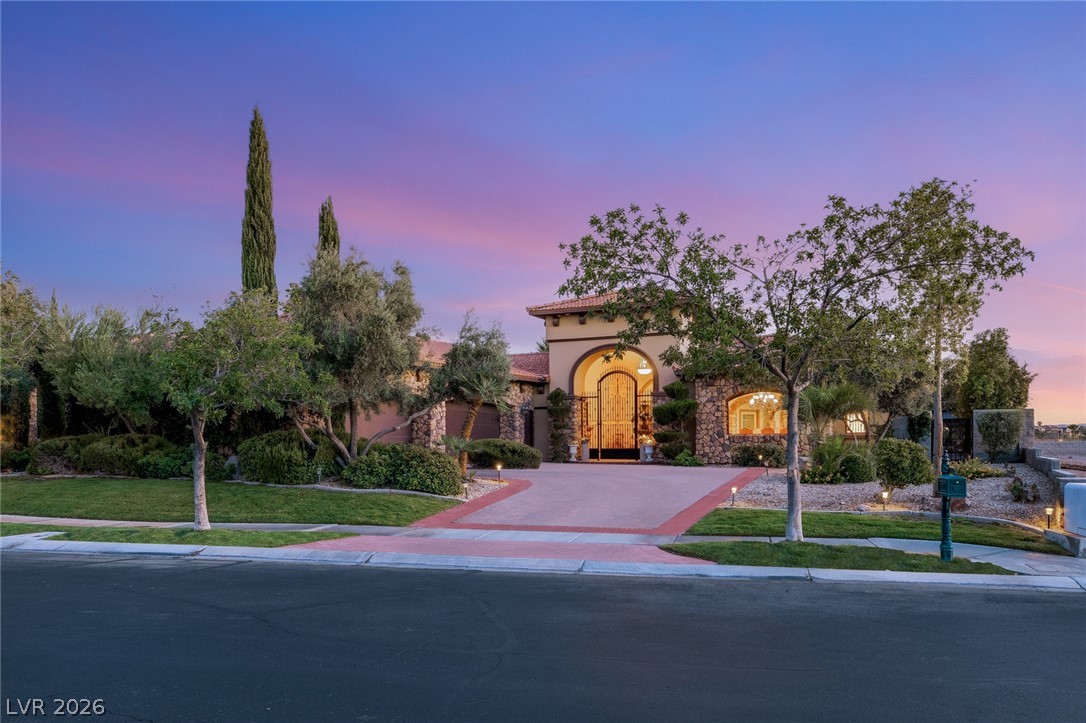 1369 Opal Valley Street