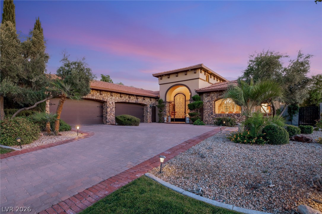 1369 Opal Valley Street