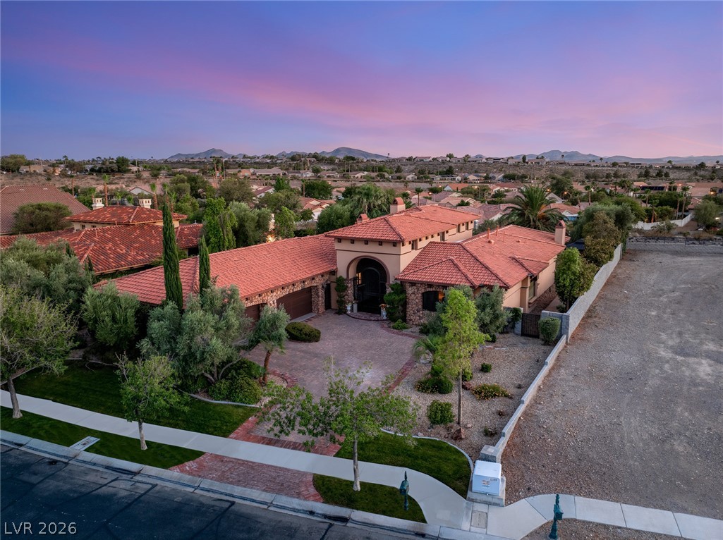 1369 Opal Valley Street