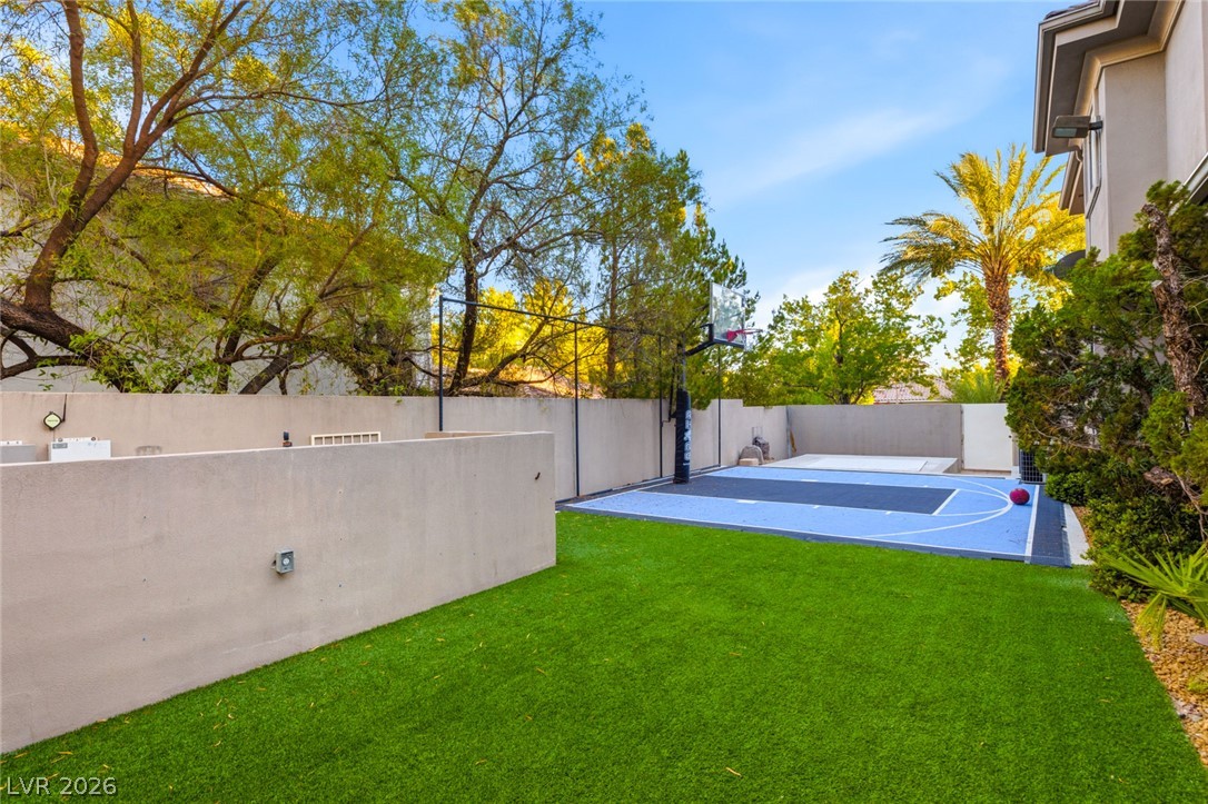 9908 Moon Valley Place