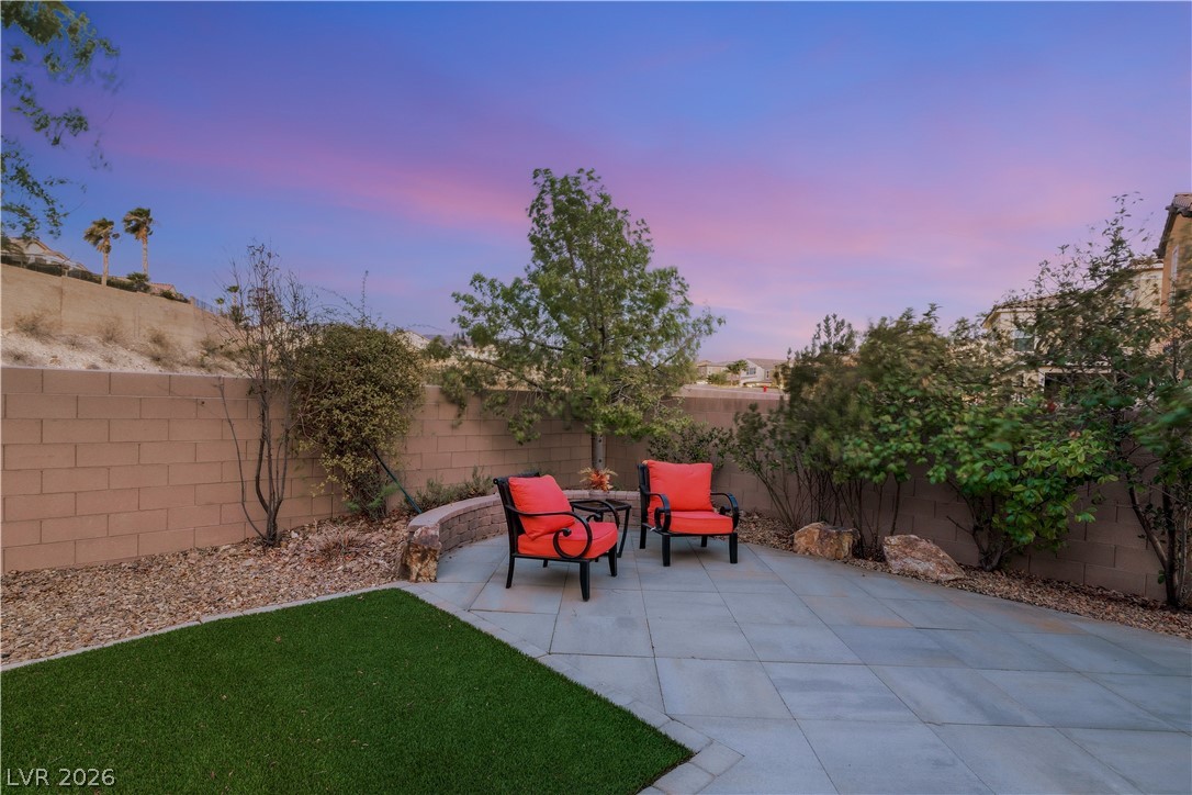 2522 Birch Hollow Street