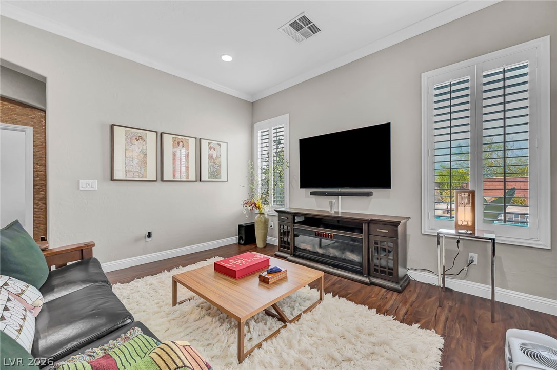 7171 Elessar Avenue