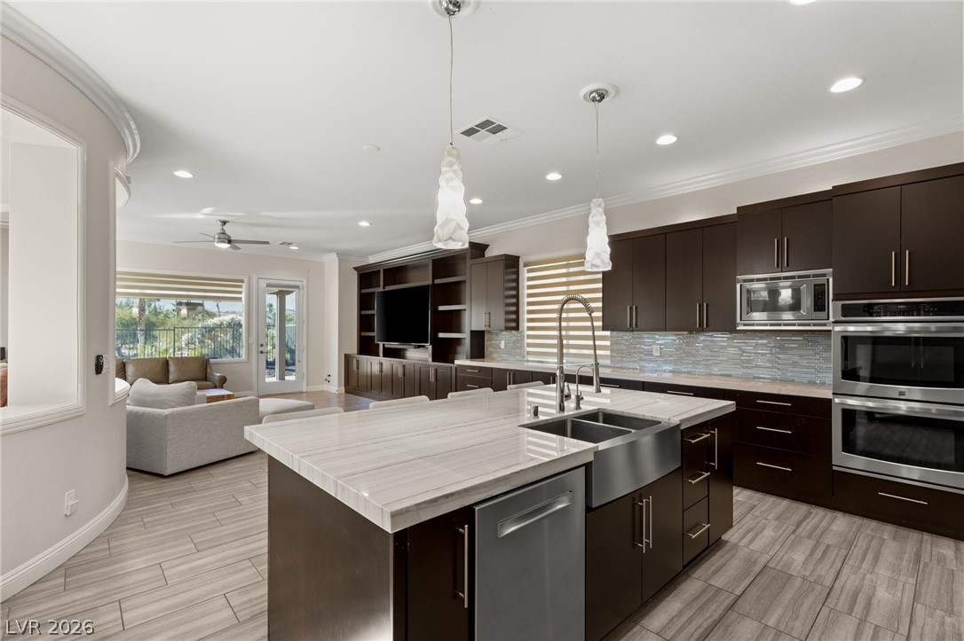 11305 Golden Chestnut Place