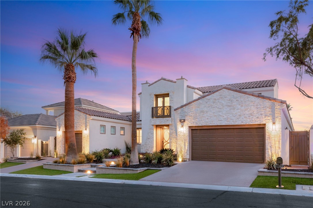 11305 Golden Chestnut Place