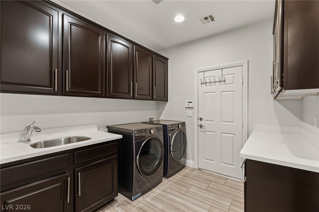 11305 Golden Chestnut Place