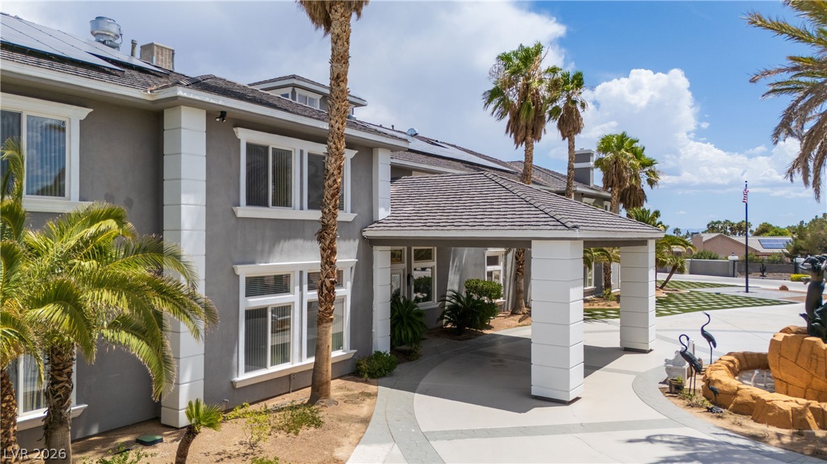 5930 North El Capitan Way