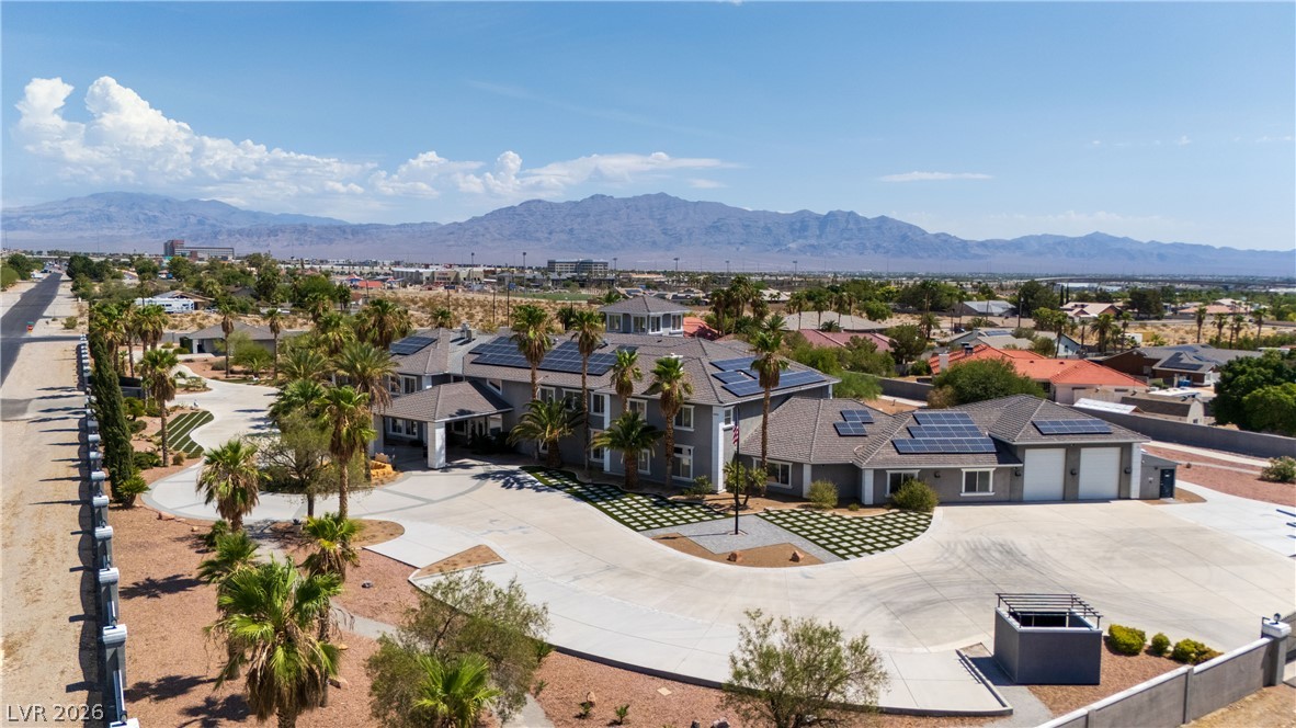 5930 North El Capitan Way
