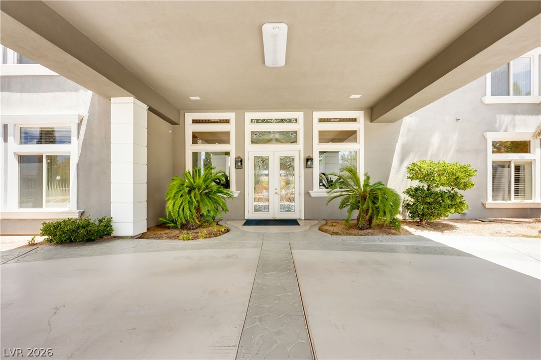 5930 North El Capitan Way