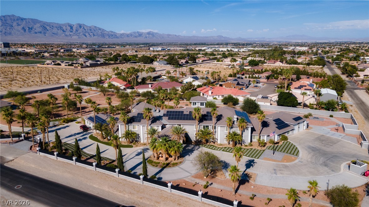 5930 North El Capitan Way