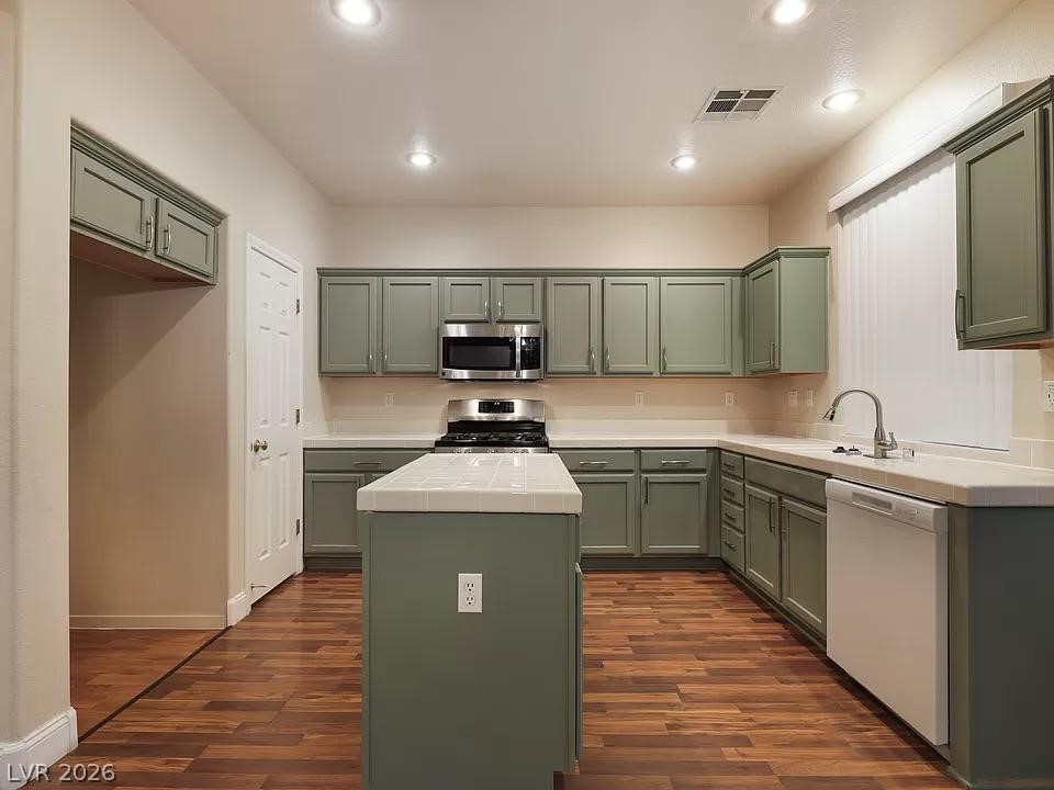 3421 Sun Rhythm Street
