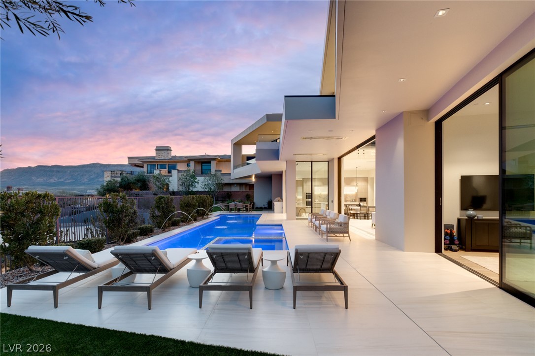 81 Hawk Ridge Drive