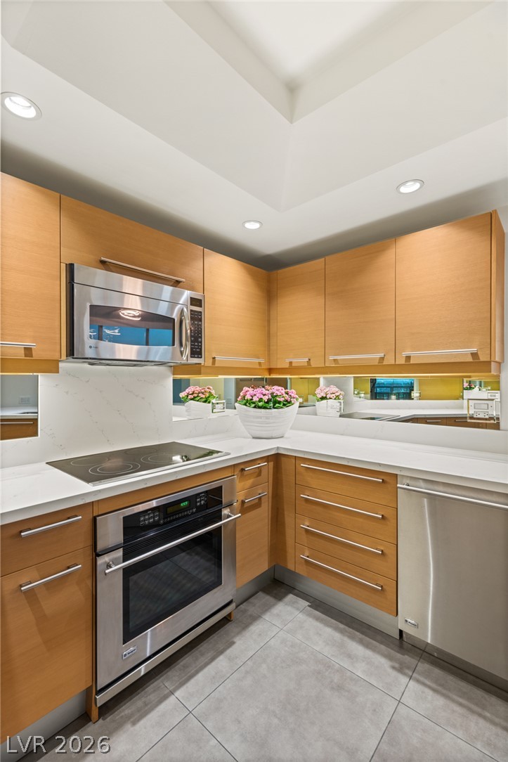 222 Karen Avenue 708