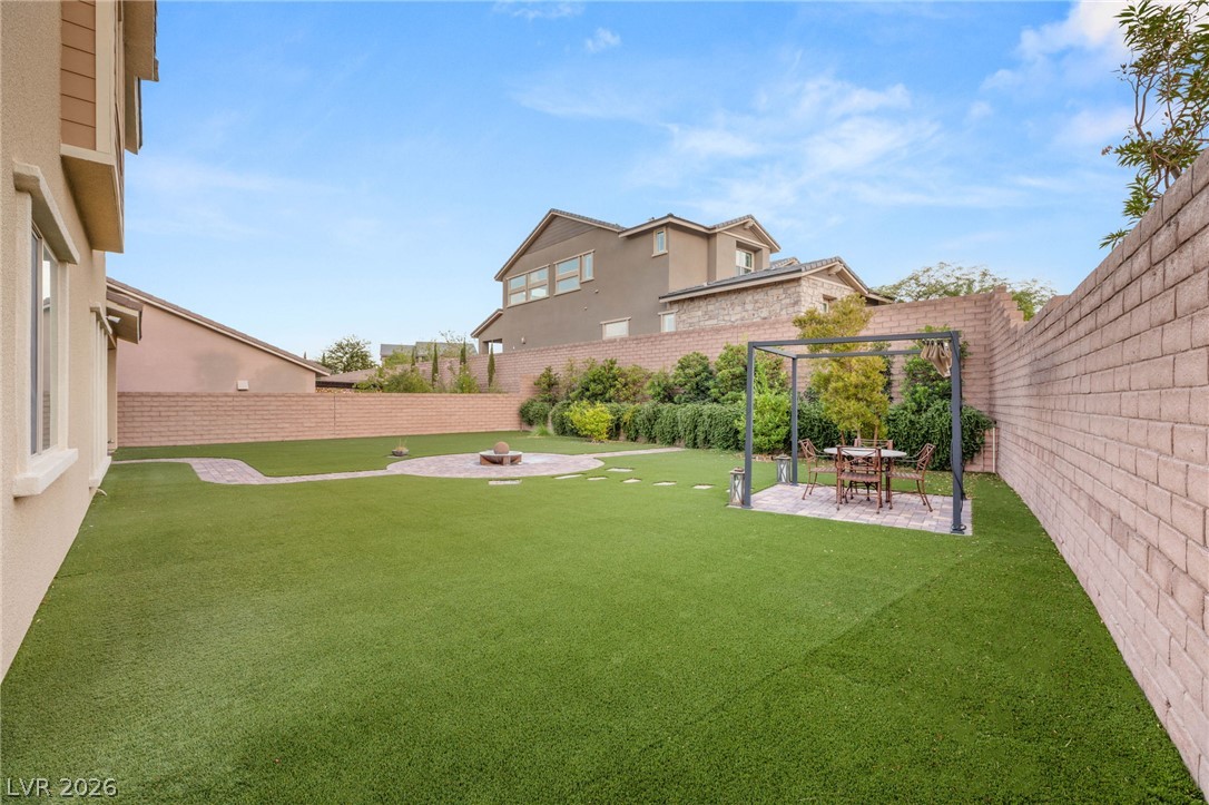 2720 Natural Rock Drive