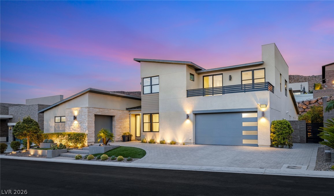 2211 Overlook Canyon Lane