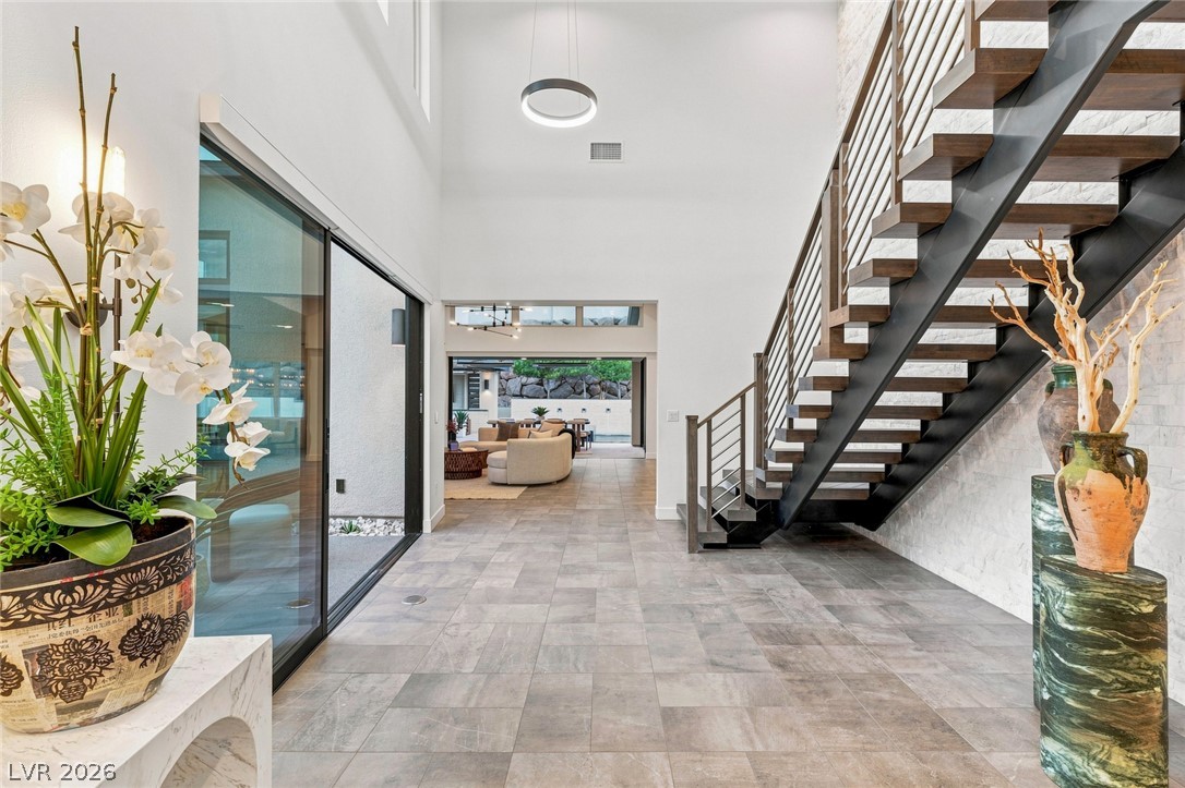 2211 Overlook Canyon Lane