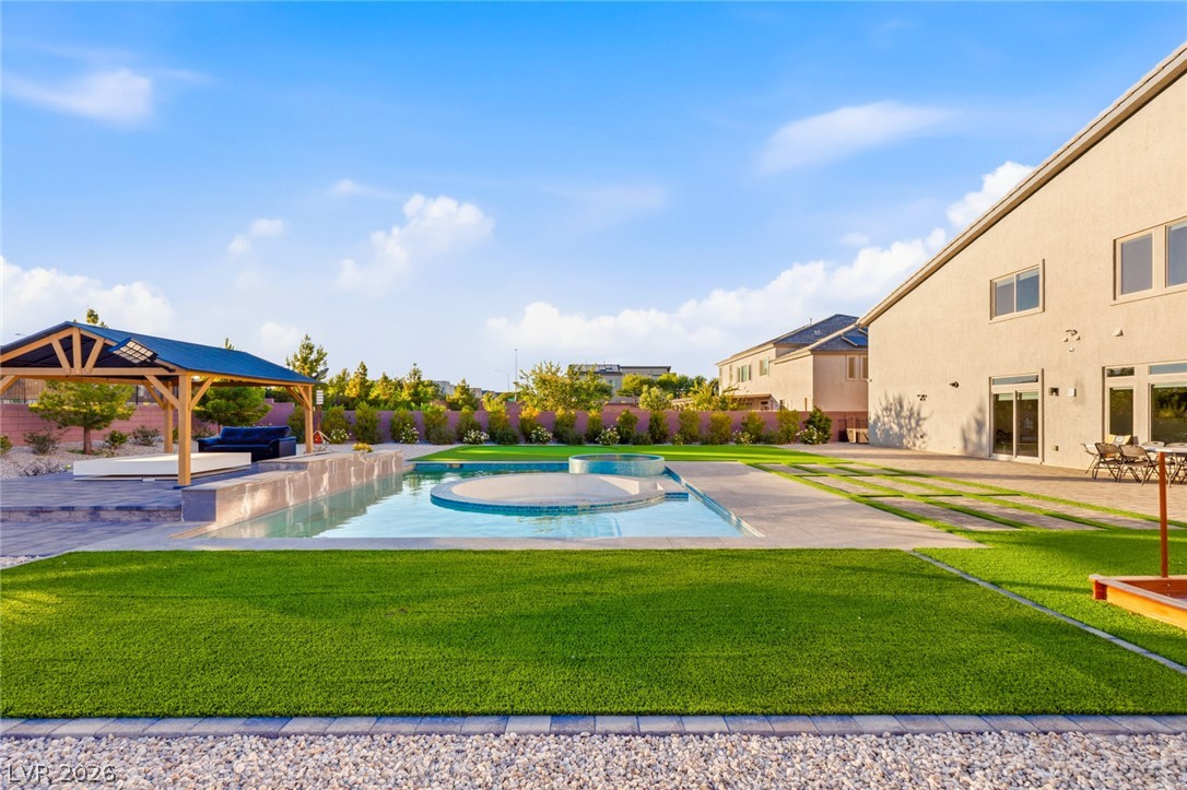 8727 Twisted Vine Lane