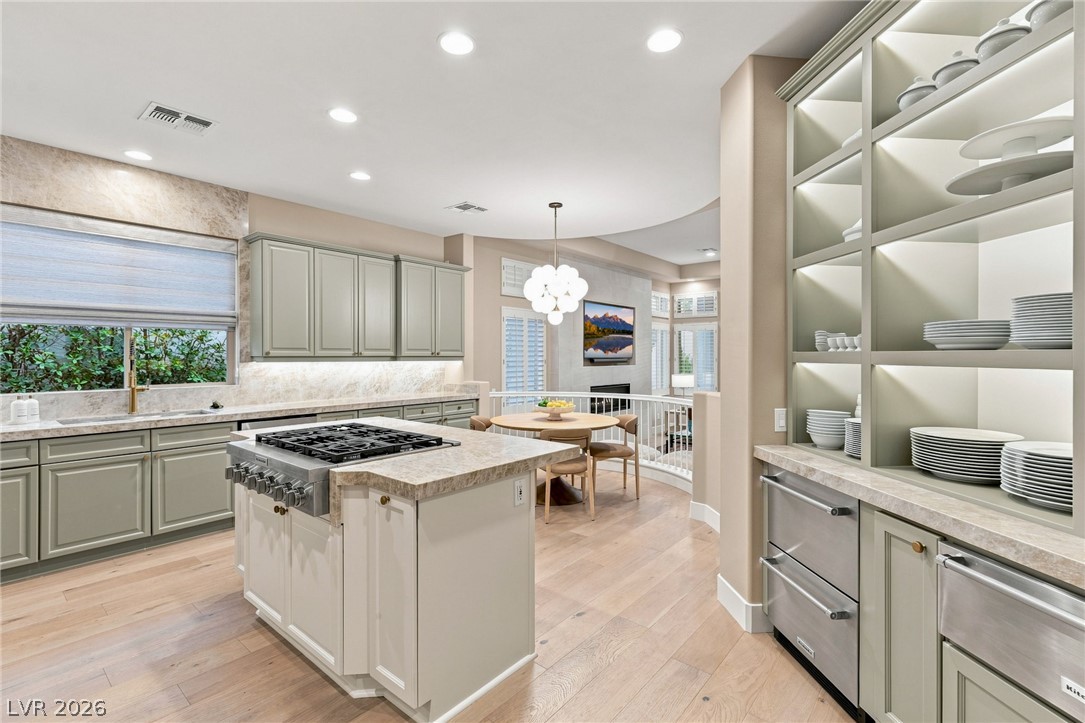 205 Aventura Street