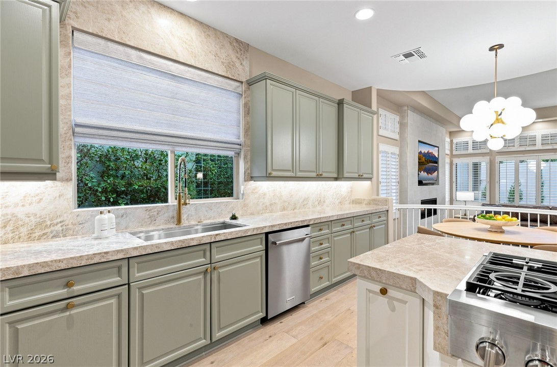 205 Aventura Street