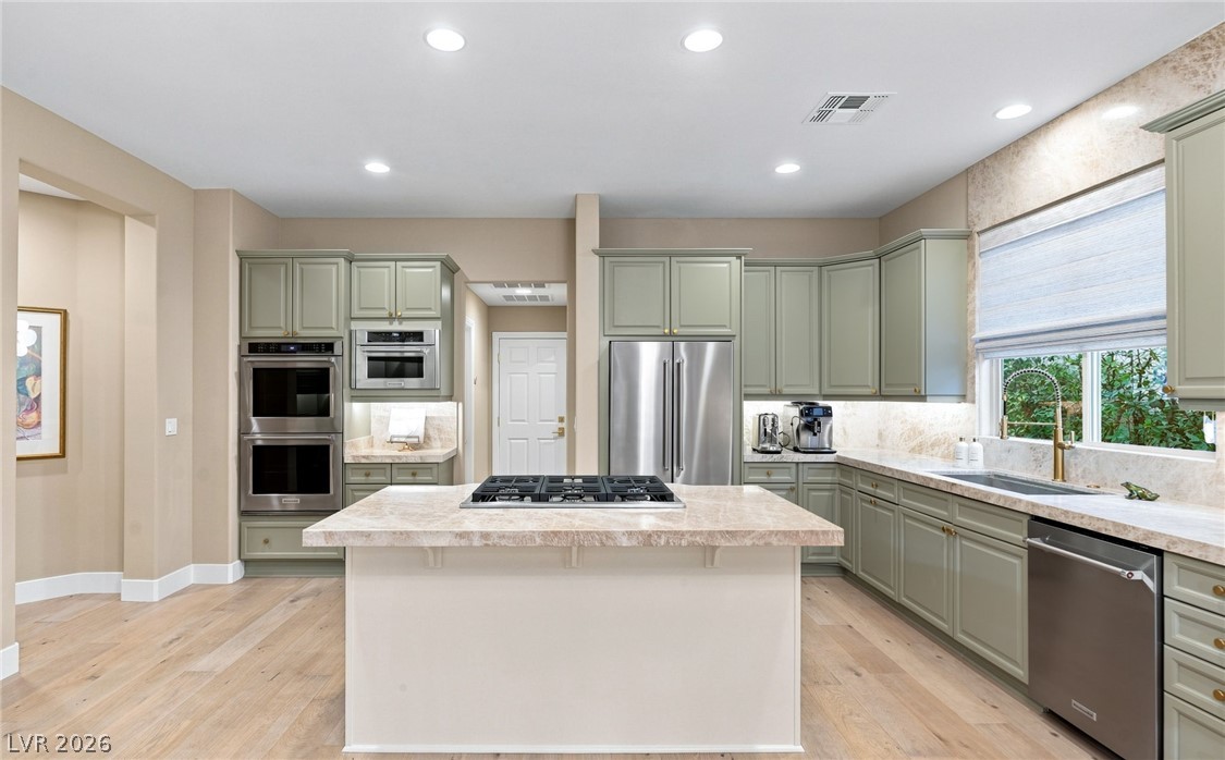205 Aventura Street