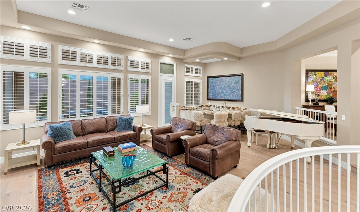 205 Aventura Street