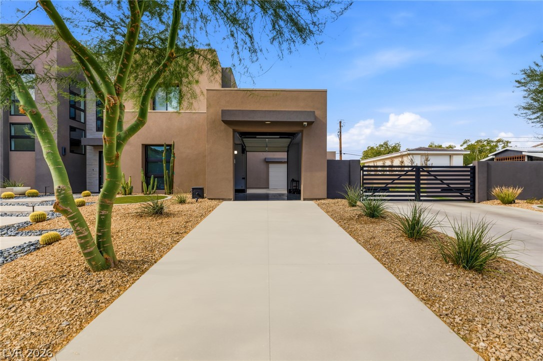 3740 Caesars Circle