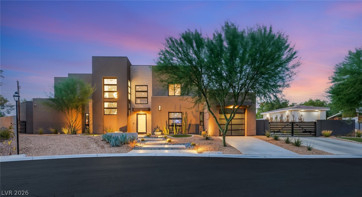 3740 Caesars Circle