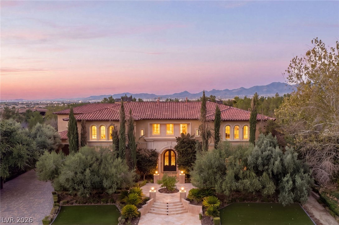 30 Augusta Canyon Way